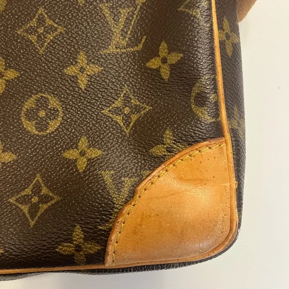 Louis Vuitton Monogram Briefcase with Leather Accents - Picture 5 of 16